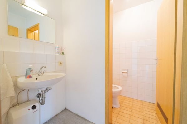 Vorraum & WC
