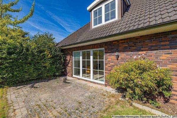 geschützte sonnige Südterrasse