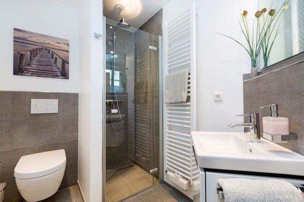 Badezimmer im Erdgeschoss