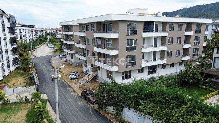 Spacious Apartments within Walking Distance of Beach in Yalova