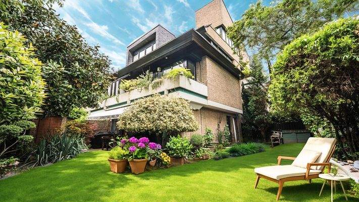 Gartenansicht KI generiert