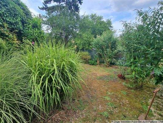 10c Außenansicht Garten, hinterer Teil