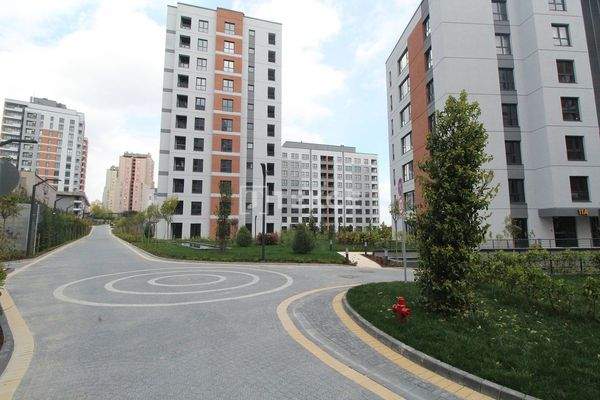 Spacious Apartments 100 Meters to Metro Station in Bağcılar
