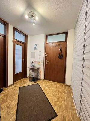 geräumiger Eingangsbereich