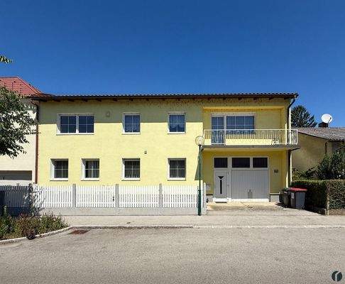 Außenansicht von der Straße aus