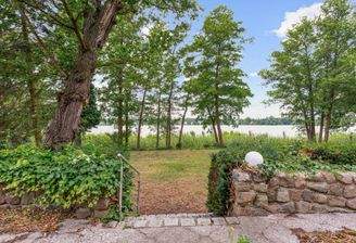 Terrasse mit Blick zum See