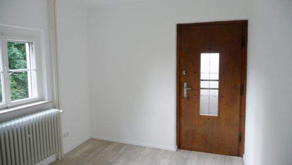 12 EG_Zi 0.4_Tür Ausgang_F4.JPG