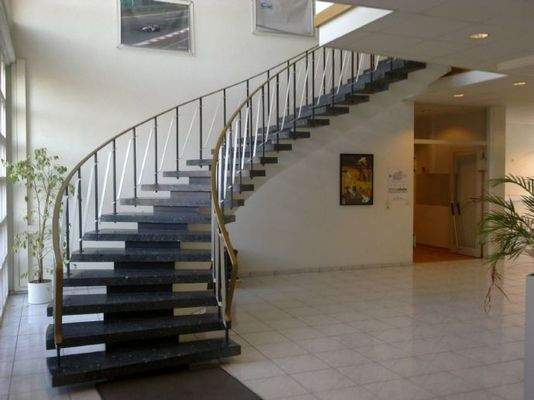 Innen, Treppe zum 1. OG