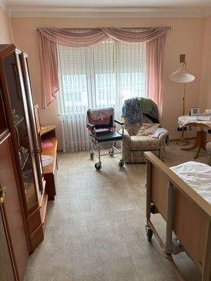 eines von 3 Schlafzimmern im 1.OG.jpg