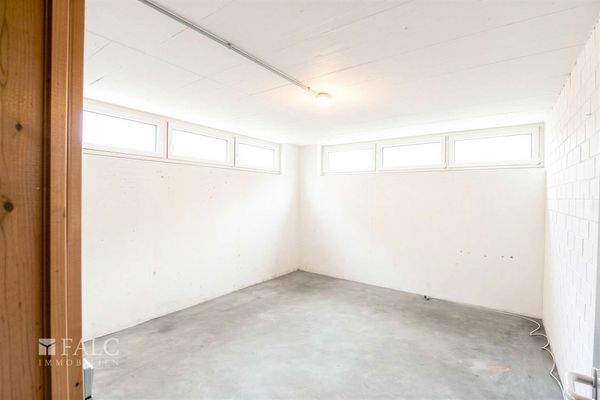 Keller - (KI generiert)