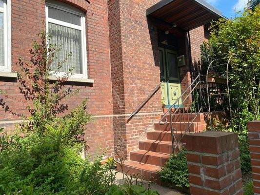 Aufgang zur Eingangstür