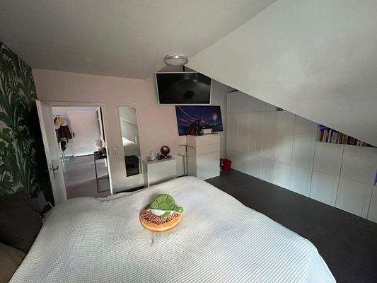 5. Schlafzimmerbild 1