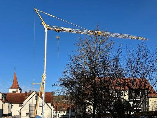 Der Baukran steht bereit 11.2025