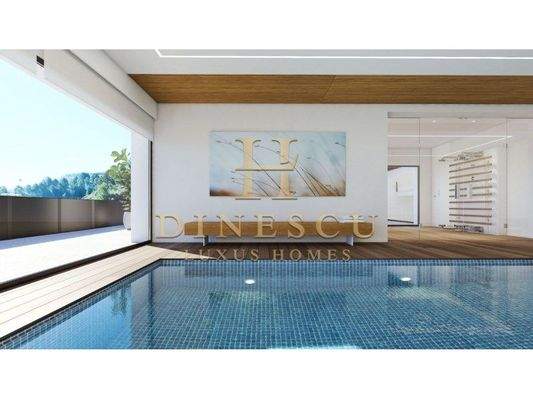 zonascomunes_piscina_gym_int_day_HQ_01-SN