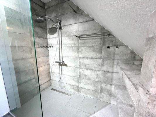 Badezimmer - begehbare Dusche