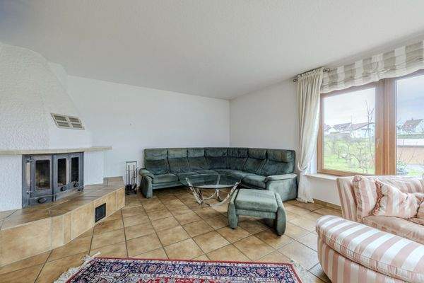 Wohnbereich mit Kamin