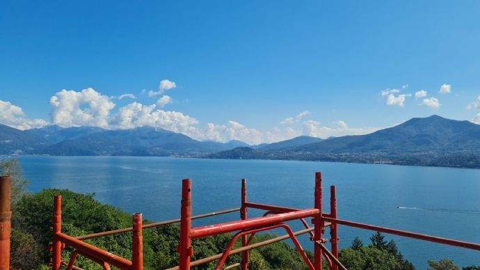 4-Zimmer-Wohnung 4.2 im 4. Stock Richtung Schweiz