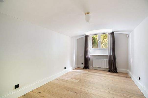 Mögliches Arbeits- oder Gästezimmer 