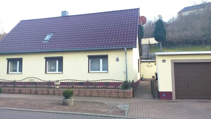 Straßenansicht