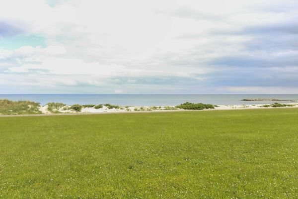 Blick auf die Ostsee vom Deich