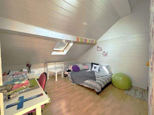 1. Kinderzimmer DG I