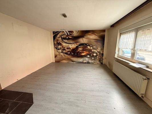 14 Wohnzimmer linke Hälfte