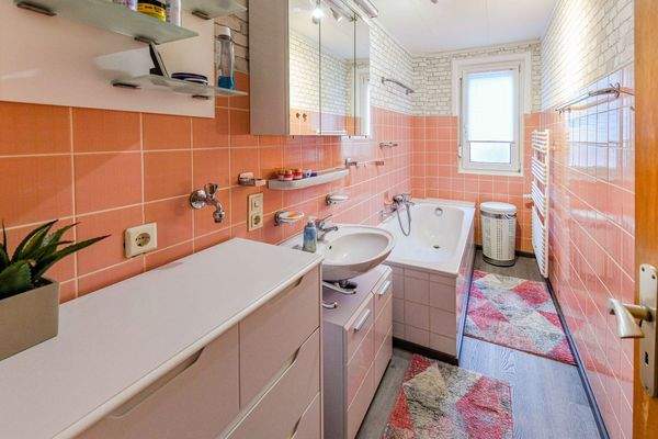 Badezimmer Erdgeschoss 