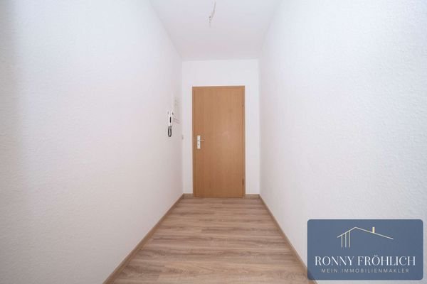 DG links Wohnung 3-5