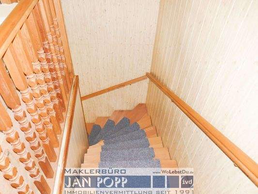 Treppen vom OG ind das EG