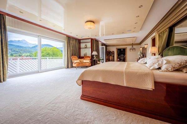 Der Masterbedroom mit Schrankraum auf fast 70m²