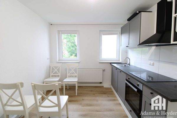 Küche OG Vorderhaus Bild 2