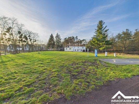 Außenanlage mit Servicestation