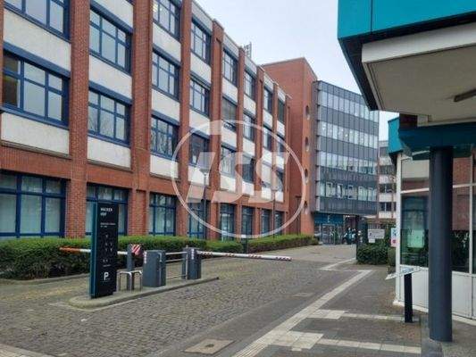 Zufahrt zum Gelände