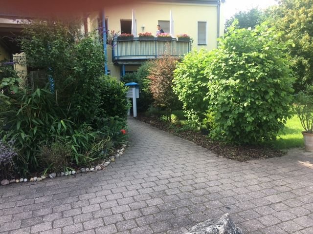 Terrassenwohnung sucht Käufer - Garten inklusive!