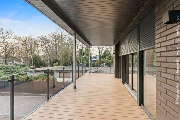 Umlaufender Balkon ...