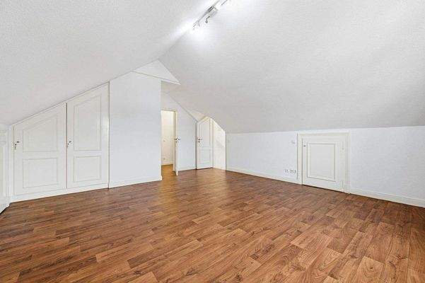 18 Maisonette Zimmer OG.jpg