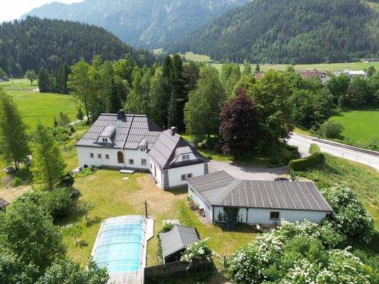 Am Ortsrand der Stadt Vils