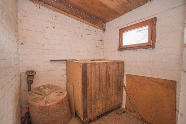 Der Abstellraum in der Halle