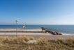 Blick auf den Strand und das Meer vor der Haustür