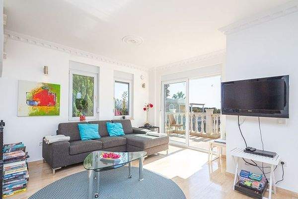 WhatsApp Image 2025-10-01 at 16.24.57 (4).jpeg