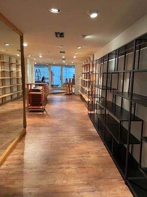 Blick Verkaufsraum vor Bezug