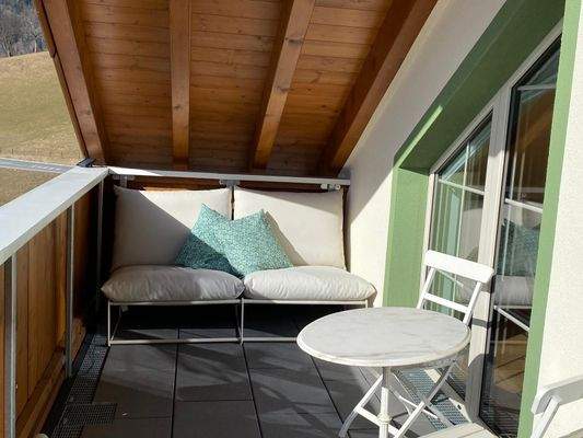 Großer Westbalkon mit täglichen Sonnenuntergang