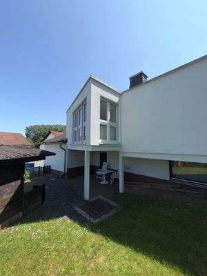 Seitliche Hausansicht