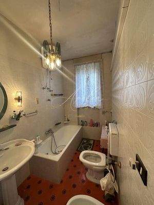 Antike Unterkunft mit Garten