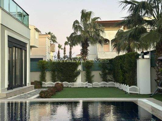 4-Bedroom House with High-Quality Features in Antalya Kadriye
