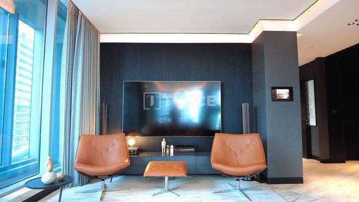 Furnished Apartments on Business Bay Canal in Dubai