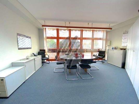 INFOS UNTER: 06171-586000