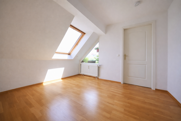 Zimmer OG (möblierungsfrei visualisiert)