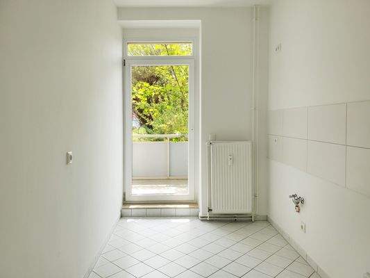 Küche mit Balkon