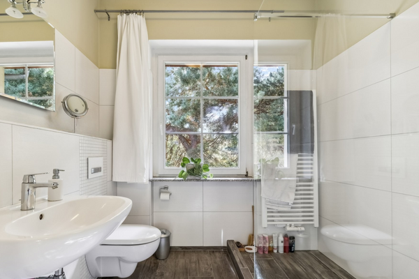 Badezimmer im Obergeschoss